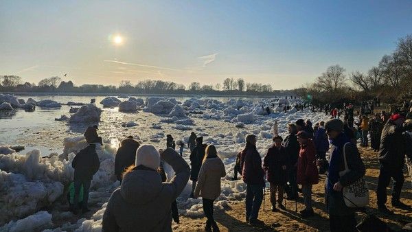 Chaos zu groß: Geesthacht sperrt Zufahrt zu den Eisbergen 