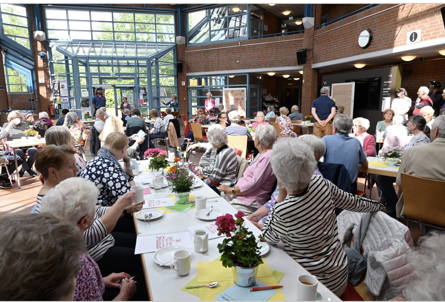 Am Aktionstag „Alt genug für Neues“ geht es am 1. Februar 2026 im Bürgerhaus um die Frage „Was wollen wir im Alter noch lernen, teilen und ausprobieren?“
